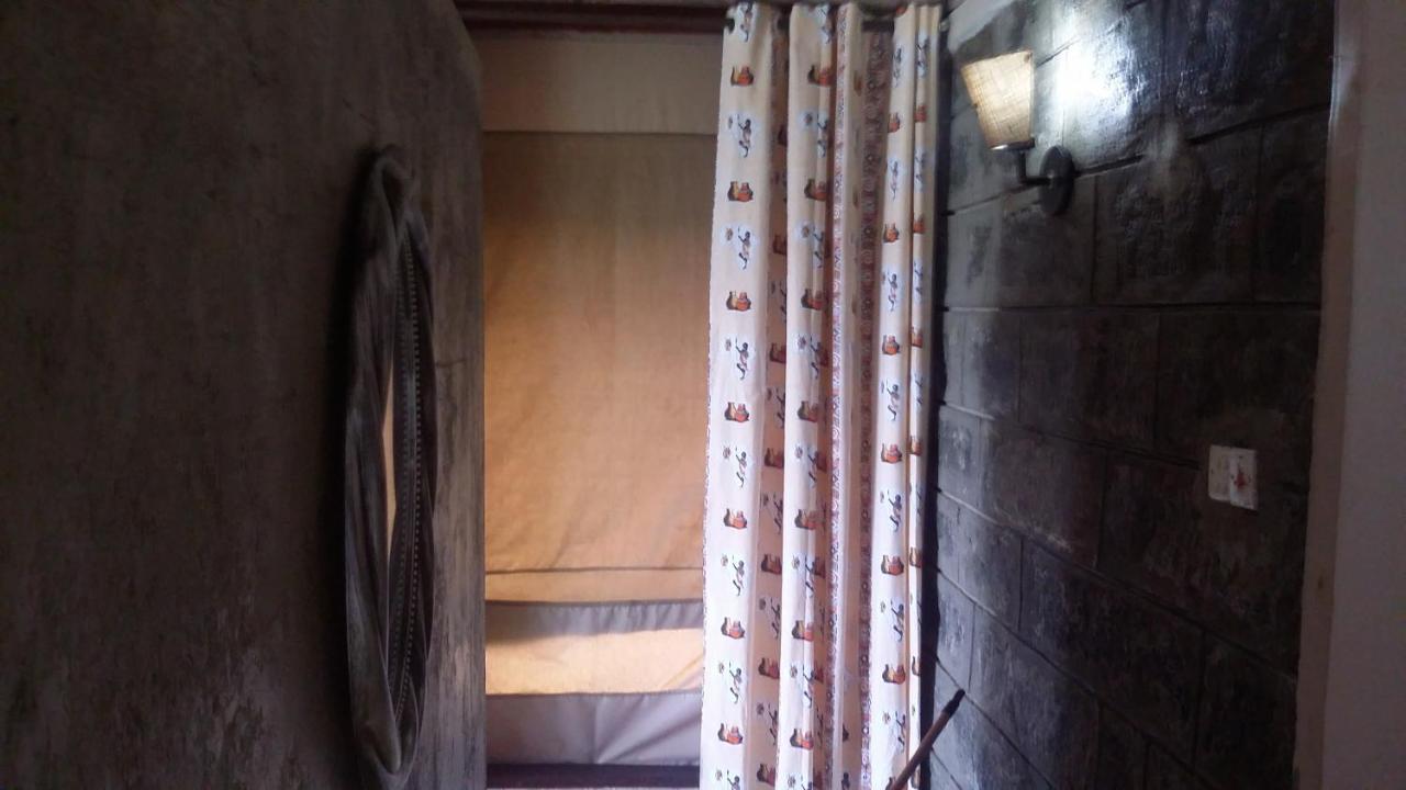 Maili Saba Camp Villa Nakuru Luaran gambar