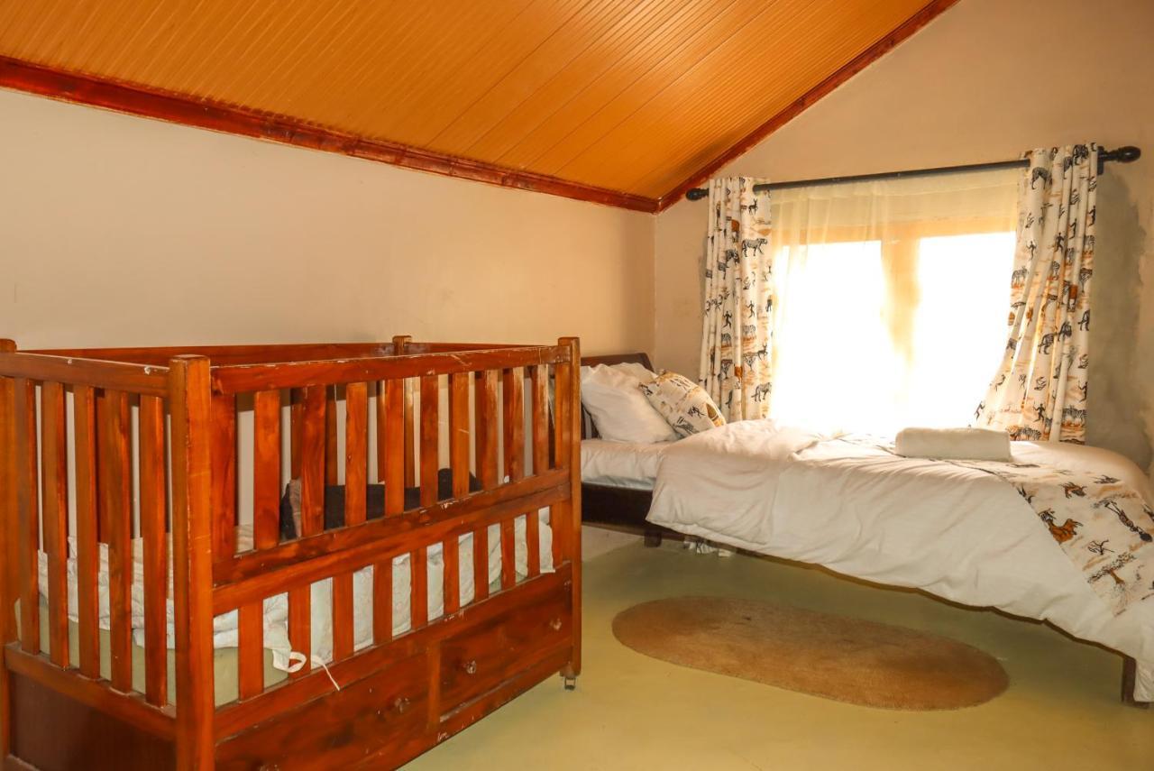 Maili Saba Camp Villa Nakuru Luaran gambar