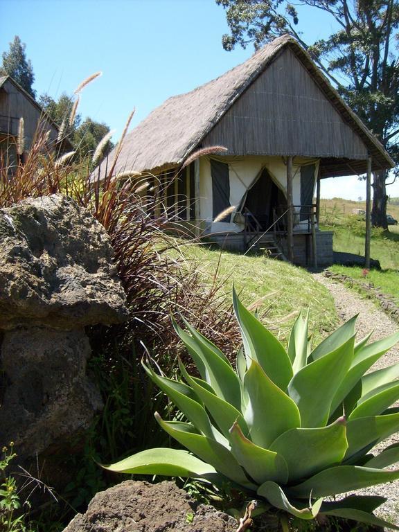 Maili Saba Camp Villa Nakuru Bilik gambar